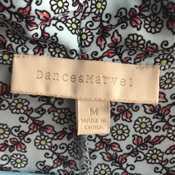 Adorable print romper - Picture 7 of 10